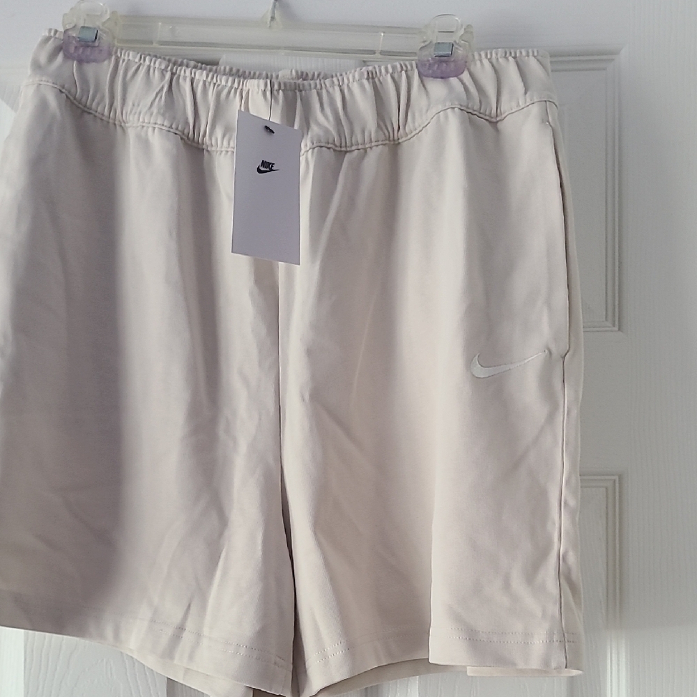 Nike Cream Athletic Shorts with Elastic Waistband